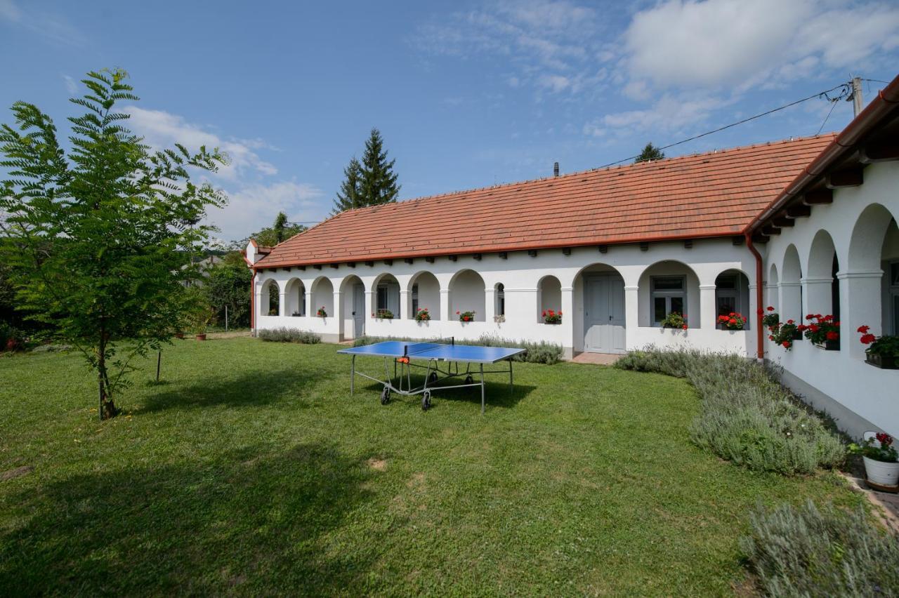 Hotel Bakta Haz Egerbakta Exterior foto
